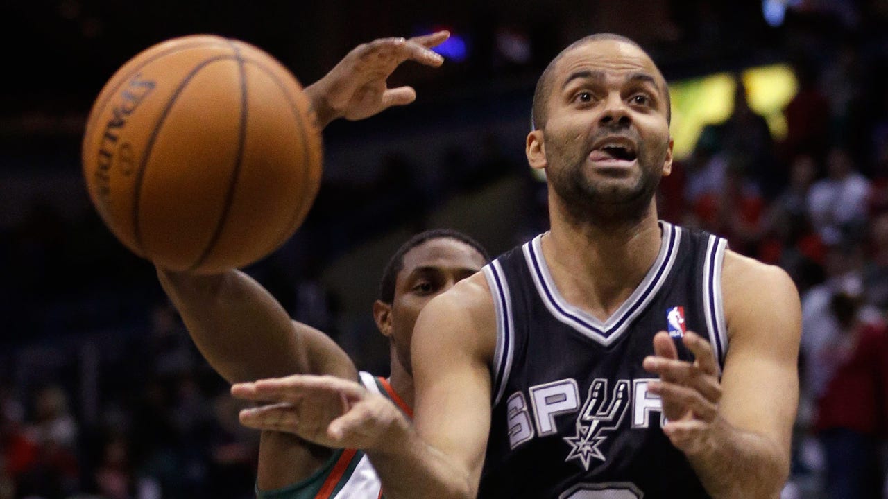 Clippers beat Spurs behind Griffin and Paul